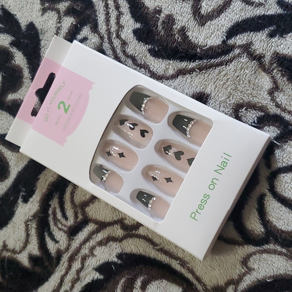 Press On Nails